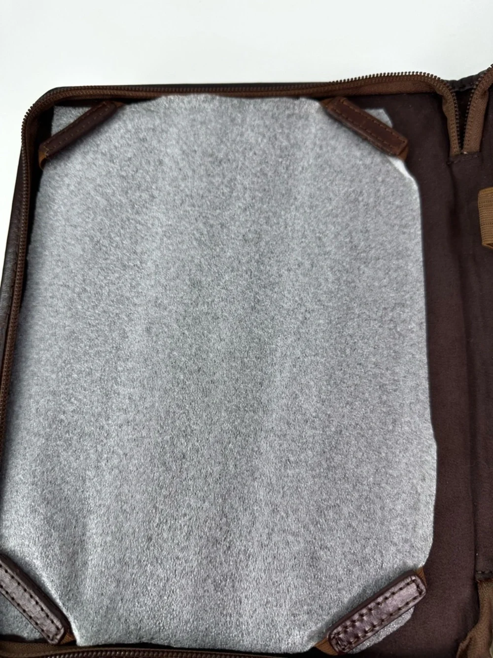 Oak Park Tablet Folio from Barnes & Noble Brown Edges with Tan Cloth Zip Closure